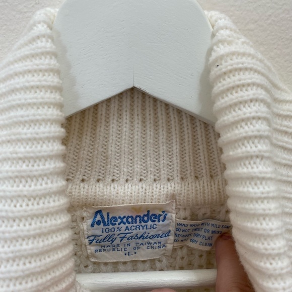 VTG Alexander’s Blue + White Sweater (Size:L) - Picture 6 of 7